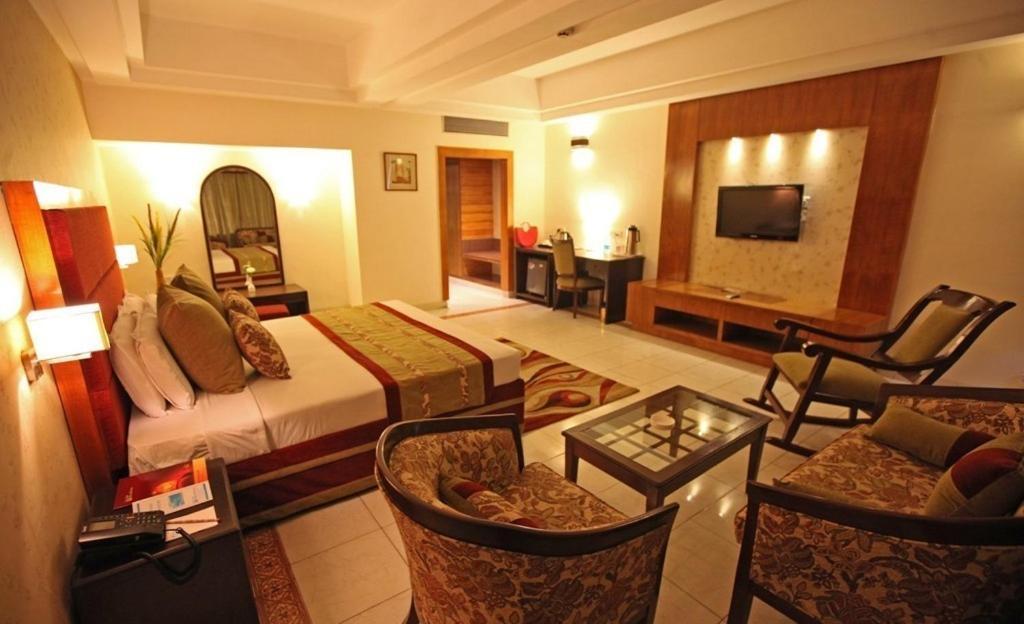 Hotel Shivalikview Chandigarh Luaran gambar