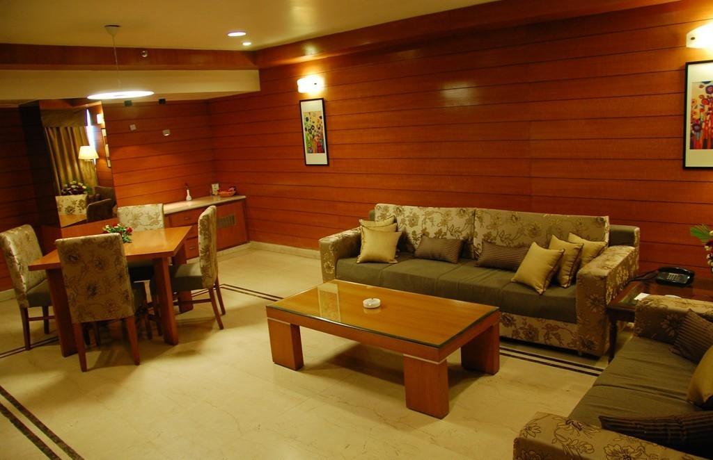 Hotel Shivalikview Chandigarh Luaran gambar