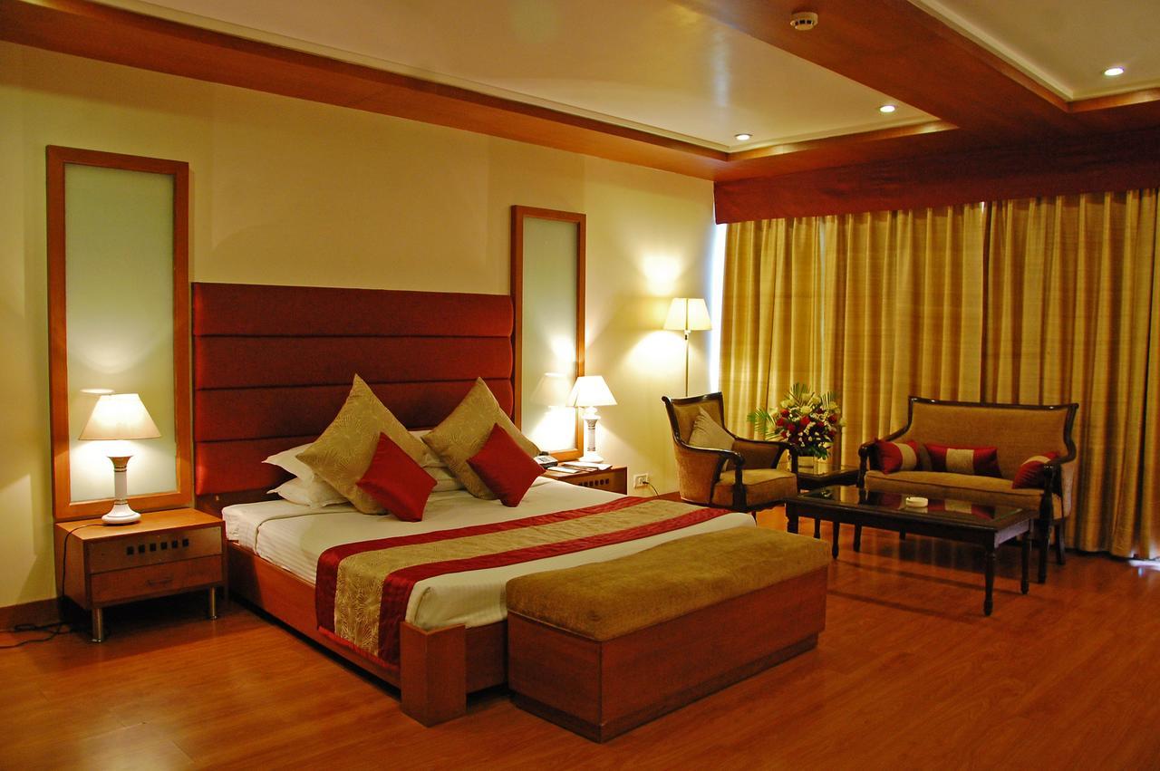 Hotel Shivalikview Chandigarh Luaran gambar